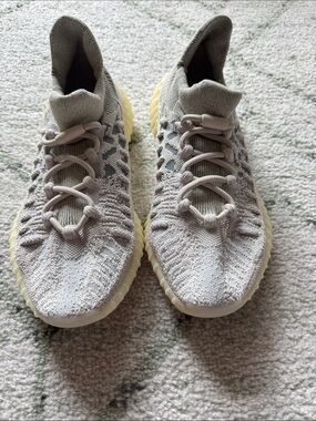 Yeezy Boost 350 Sneakers in Beige size 8.5